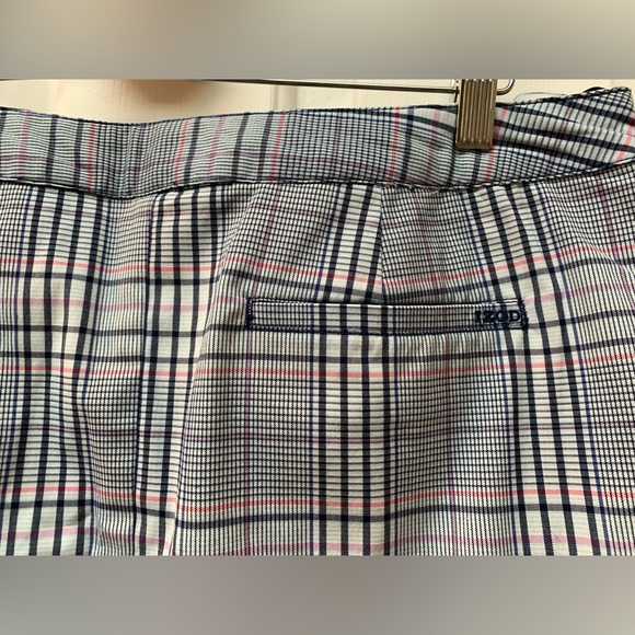 IZOD Golf Skort Cool FX - Picture 6 of 10